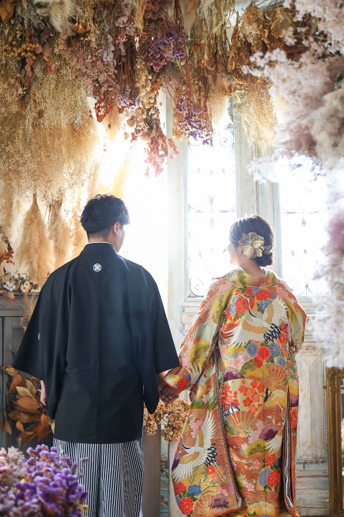色打掛を纏う花嫁のフォトウェディング